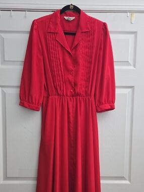 Vtg Hana Sung Dress Size 10 Red with Pleated Upper & Shoulder PadsMade in Korea